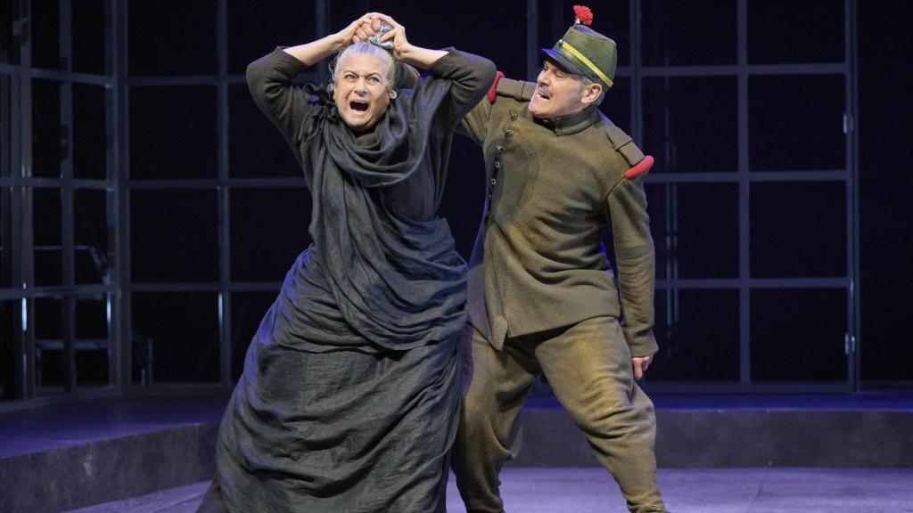 Una escena de la obra dirigida por Ainhoa Amestoy. Foto: Pablo Lorente