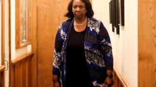 La gobernadora de la Fed Lisa Cook durante el simposio de banqueros centrales de Jackson Hole.