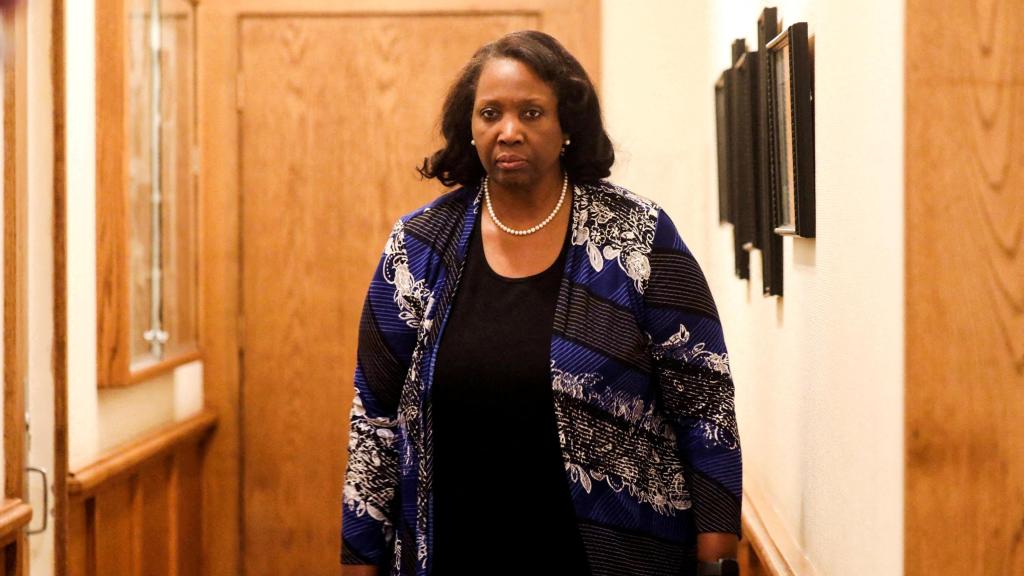 La gobernadora de la Fed Lisa Cook durante el simposio de banqueros centrales de Jackson Hole.