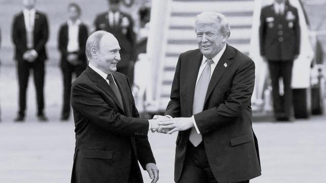 Putin y Trump, durante su reunión en Alaska.