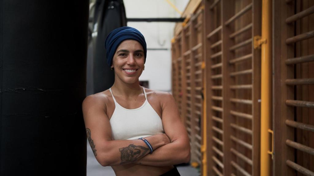 La boxeadora Jennifer Fernández posa para la cámara de EL ESPAÑOL