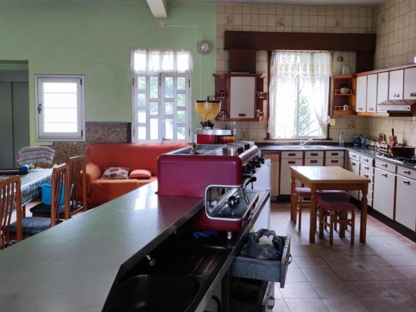 Interior del bar La Parada.