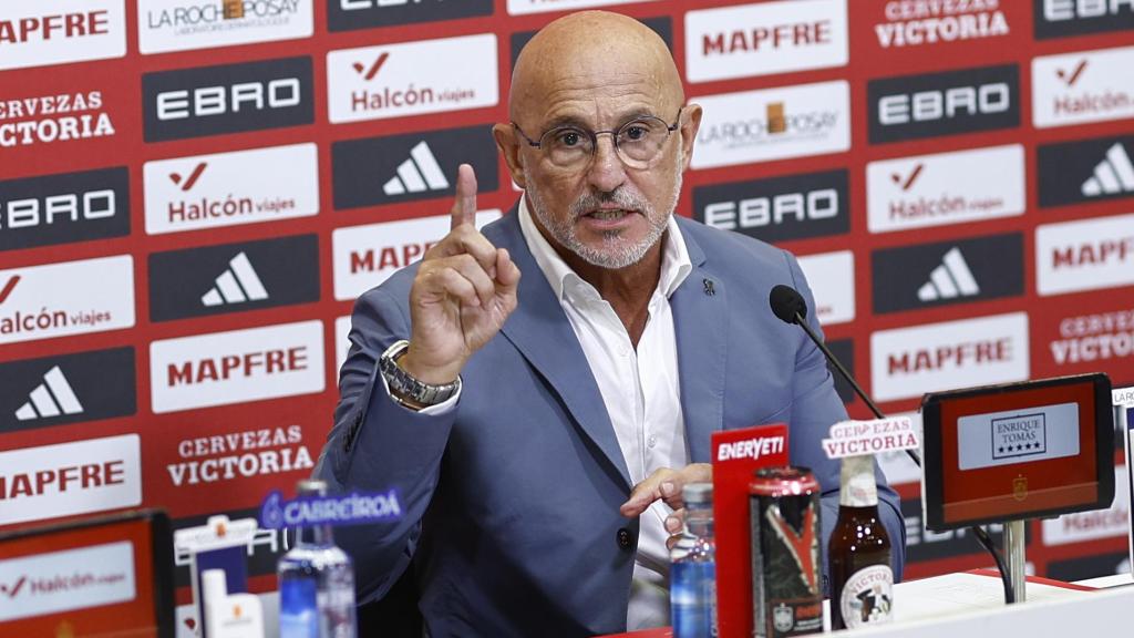 Luis de la Fuente, en rueda de prensa tras anunciar la convocatoria para los primeros partidos clasificatorios para el Mundial 2026.