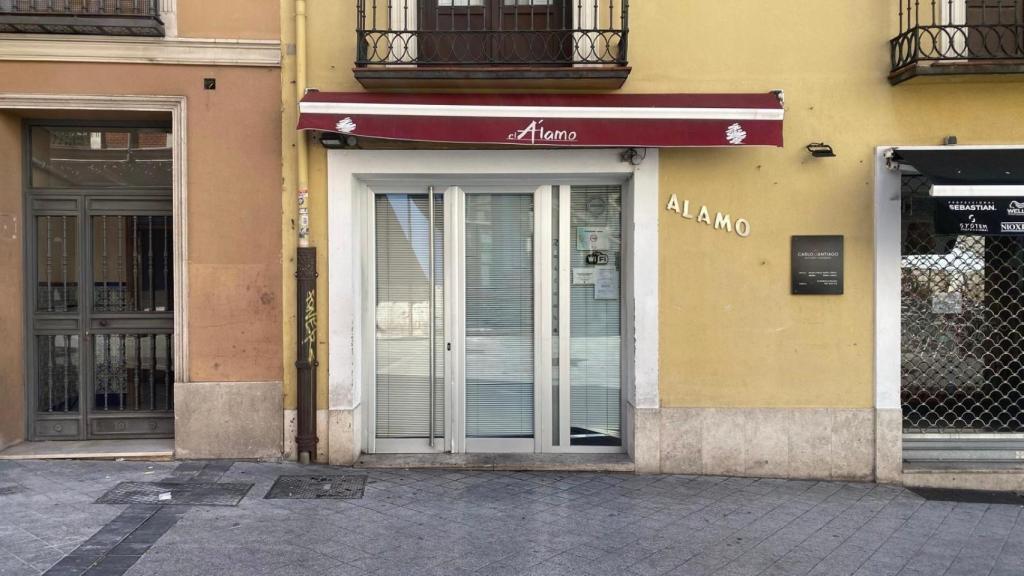 Imagen de la bocatería El Álamo tras su cierre