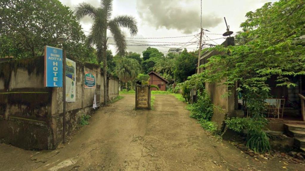 Vista de la entrada del hotel en el que se alojaba Mati Muñoz y del que desapareció el pasado 1 de julio.