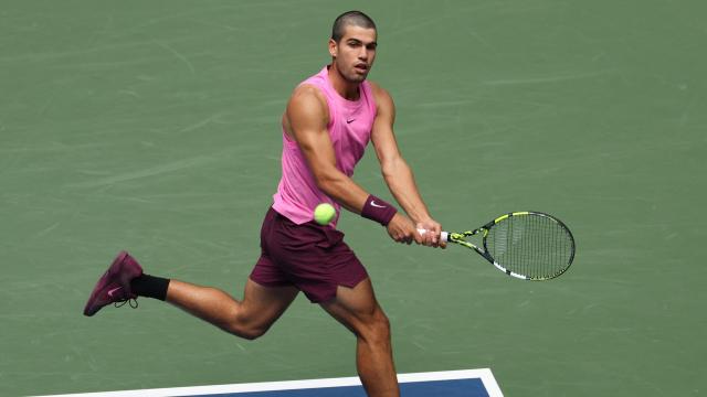 Carlos Alcaraz, durante el duelo de tercera ronda ante Darderi.