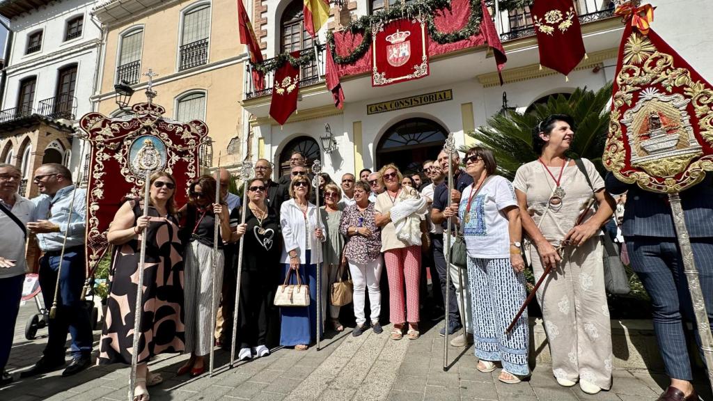 La llegada del nuevo Niño Jesús de la Virgen de Flores a Álora