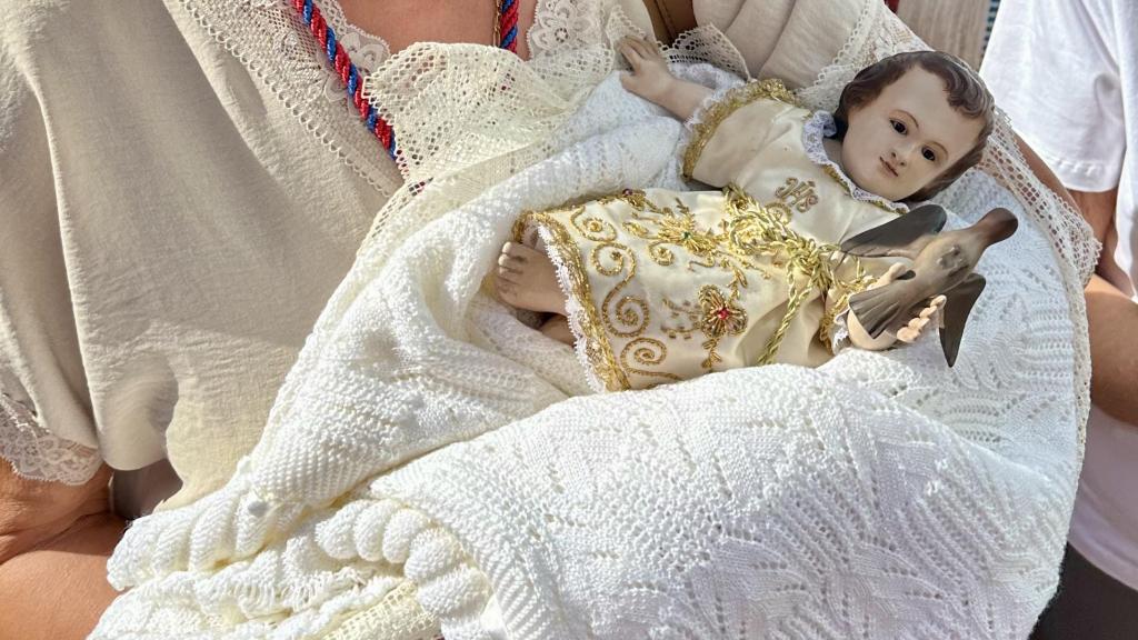 La llegada del nuevo Niño Jesús de la Virgen de Flores a Álora