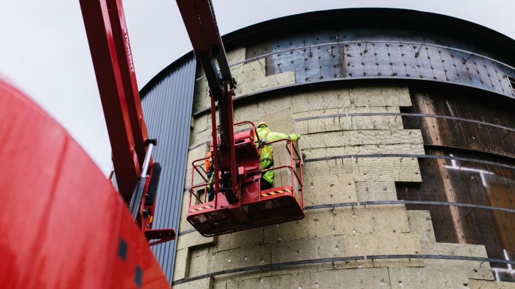 El proceso de construcción de la batería de arena de Pornainen