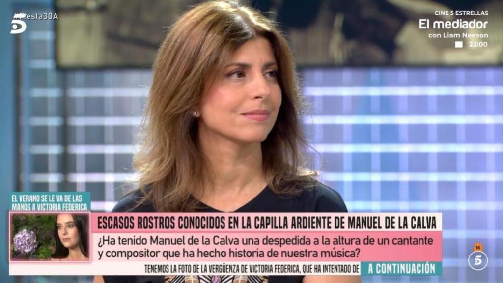 Vicky, la hija de Manuel de la Calva, en el plató de 'Fiesta'.