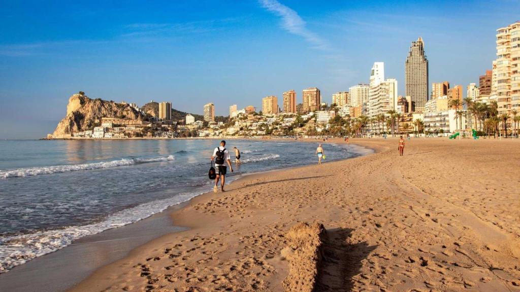 Imagen de archivo de una playa de Benidorm. Ayuntamiento de Benidorm