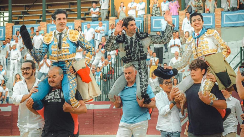 Triple Puerta Grande para Talavante, Cayetano Rivera y Marco Pérez.