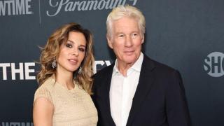 Richard Gere y Alejandra Silva, en una imagen de sus redes sociales.