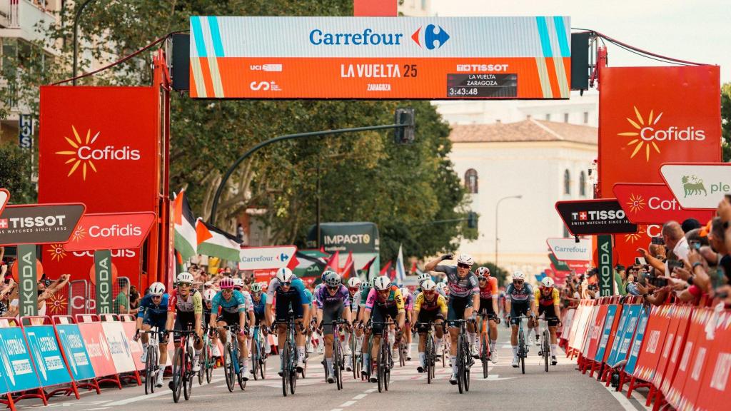 Llegada a meta en Zaragoza.