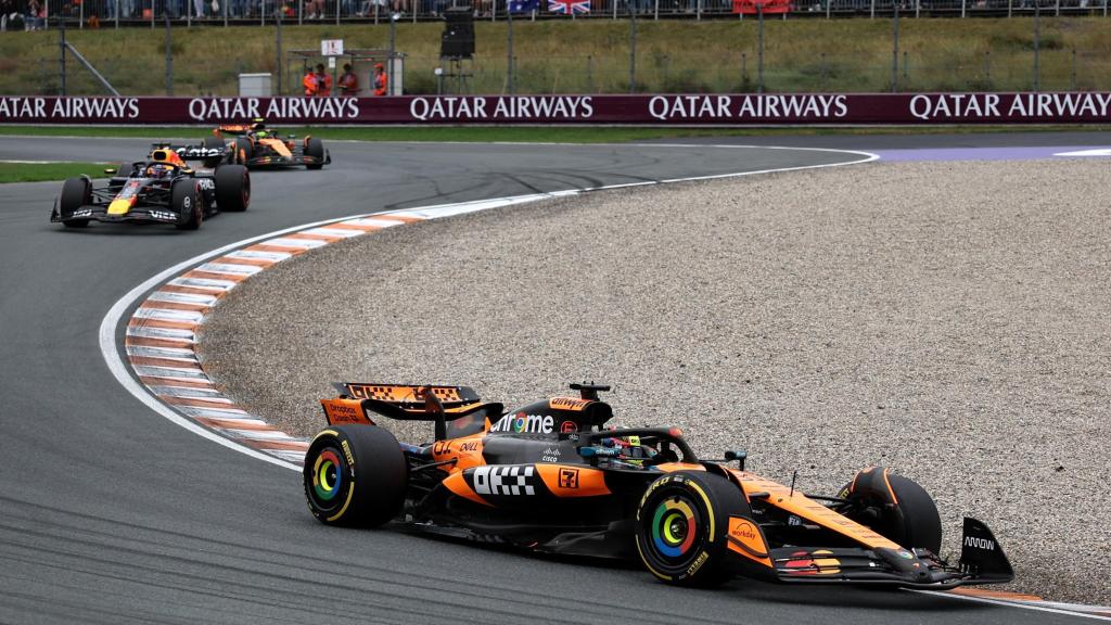 Piastri, por delante de Verstappen en el GP de Países Bajos.