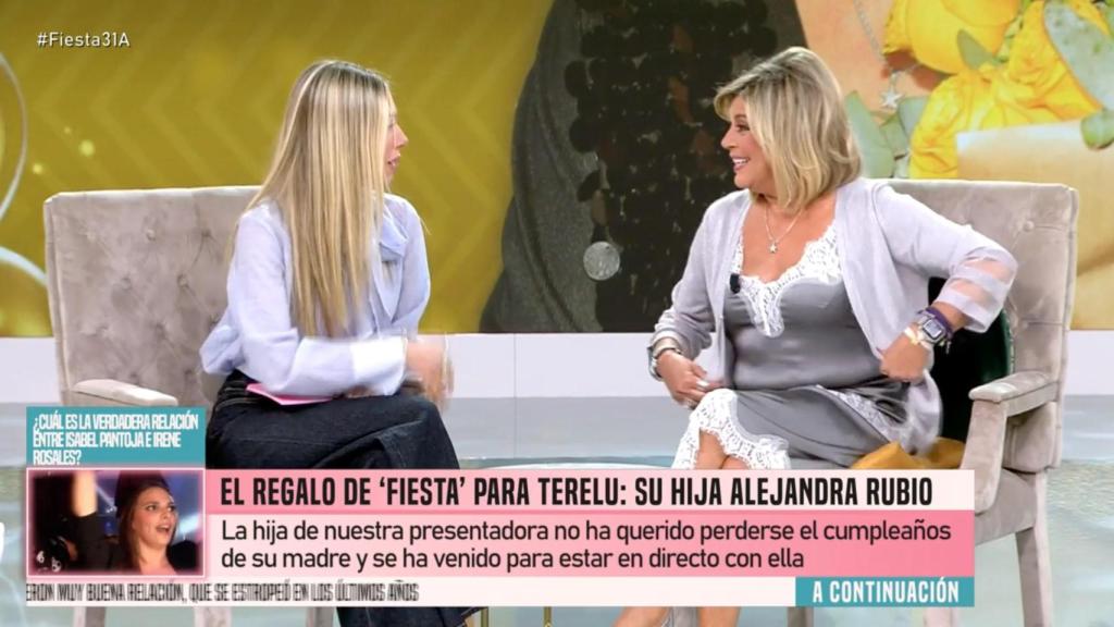 Alejandra Rubio y Terelu Campos en 'Fiesta'.
