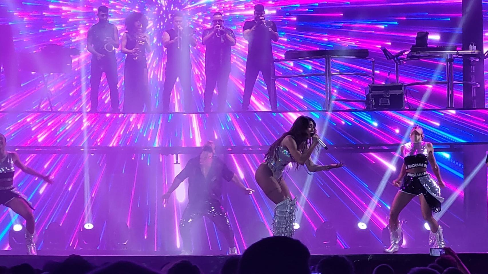 La orquesta Panorama hace vibrar a más de 7.500 personas en Daimiel: las mejores imágenes