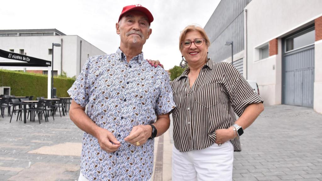 Gabriel y Dolores atienden a EL ESPAÑOL de Castilla y León