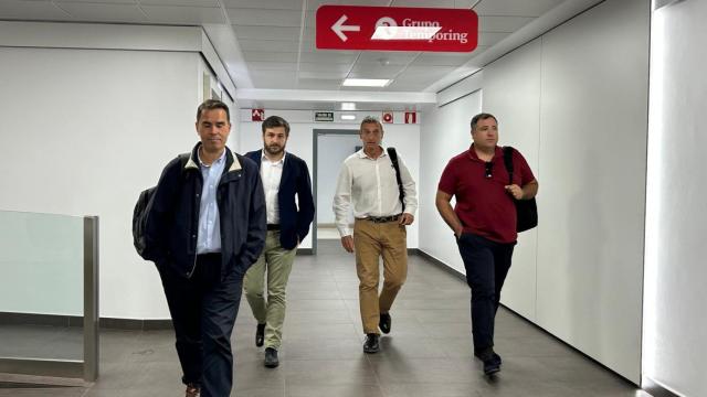 El director de Avanza en Zaragoza, Carlos Argulló, llegando al SAMA este lunes.