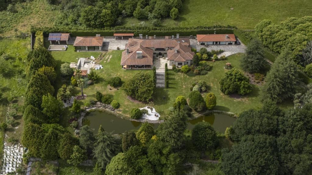 Vista aérea de la vivienda que ha comprado Julio Iglesias en Piñor (Ourense).