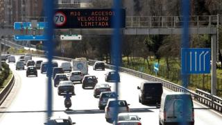 Un punto de control de velocidad en la M-30 de Madrid.