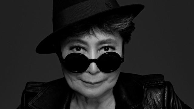 Retrato de Yoko Ono. Foto: Matthew Plaket