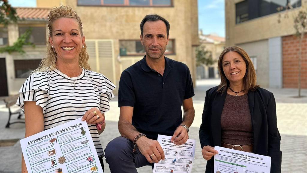 María José García, concejala de Cultura y Educació, Salvador Ruano, concejal de Deportes y María Soledad García, concejala de Bienestar Social, Sanidad y Mayores