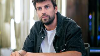 Gerard Piqué jugando una partida de póker.