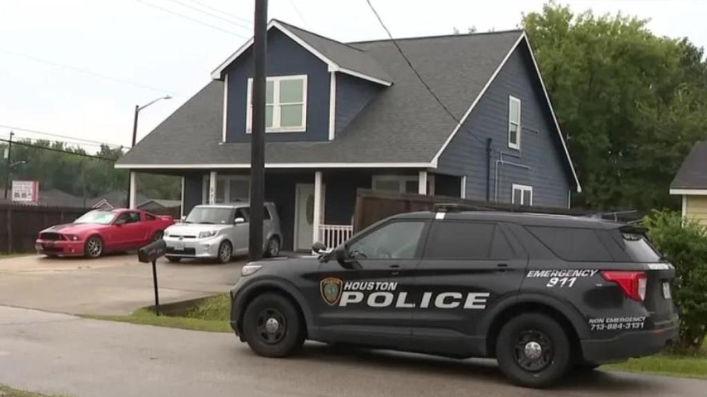 Un niño de Houston muere tras ser disparado por un vecino