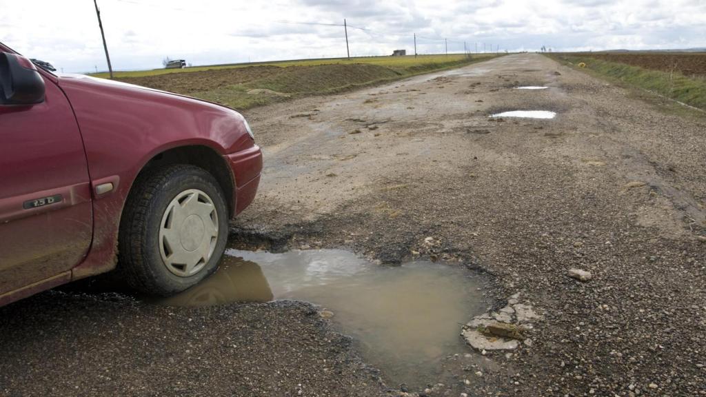 Una de las carreteras de la red de Castila y León