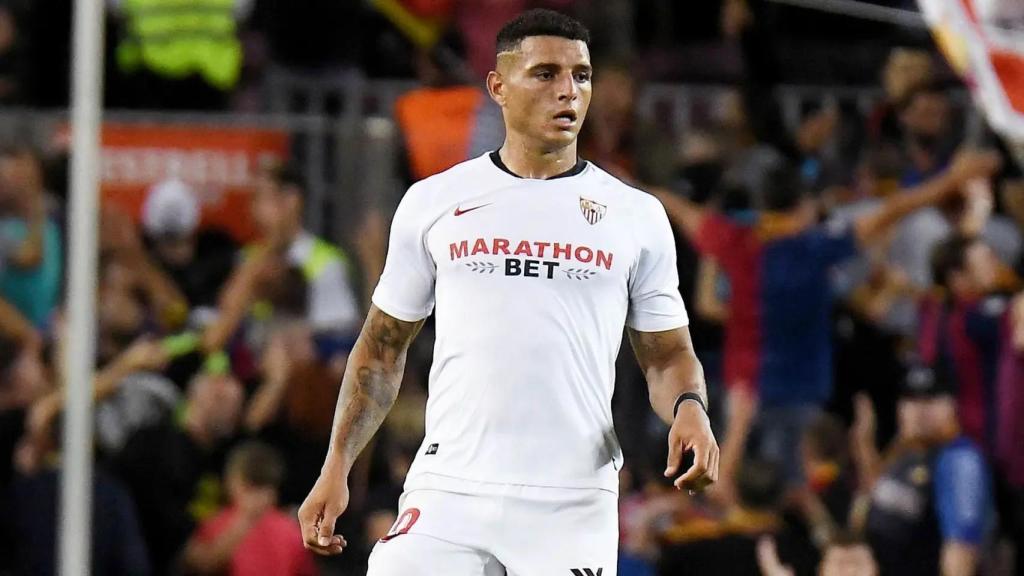 Diego Carlos, en un partido contra el Barça.