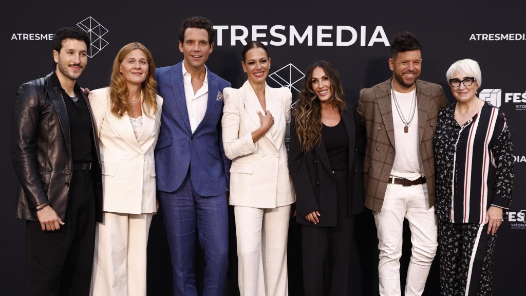 Sebastián Yatra, Carmen Ferreiro, Mika, Eva González, Malú, Pablo López y Nathalie García.