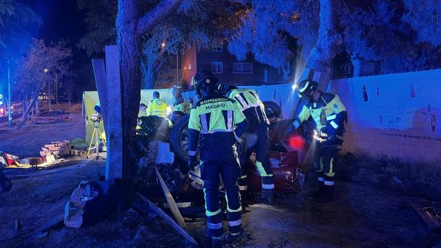 Accidente de tráfico este lunes en la A-5.