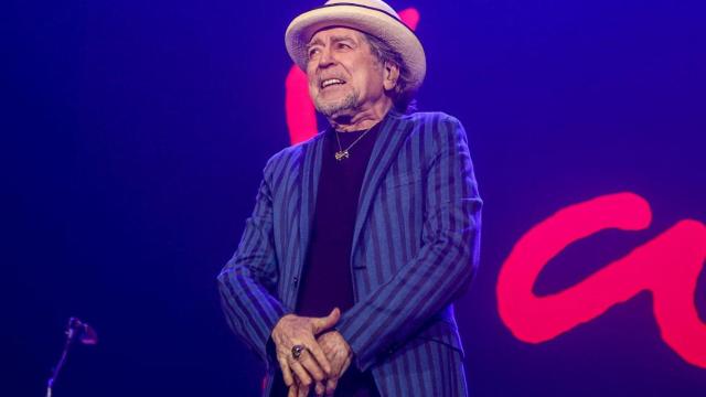 El cantante Joaquín Sabina durante una actuación.
