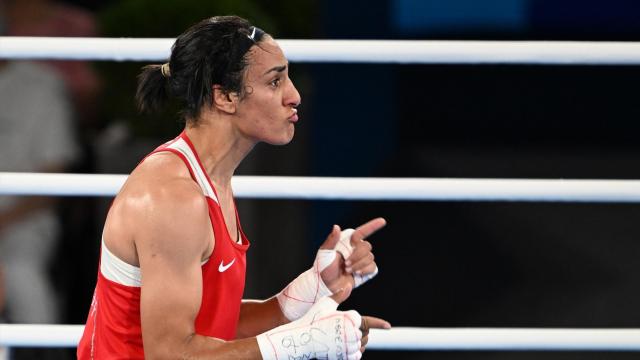 La boxeadora Imane Khelif en los Juegos Olímpicos de París