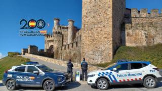 Agentes de la Policía Nacional y de la Policía Municipal de Ponferrada