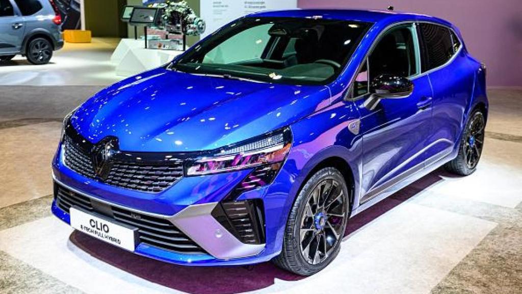 Silueta del Renault Clio E-Tech 2025.