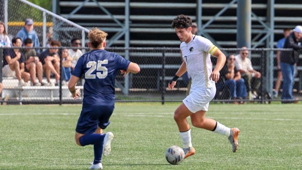 Hugo Lorenzo, futbolista y estudiante de ingeniería mecánica en EEUU: