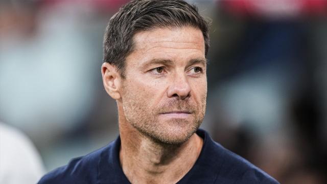 Xabi Alonso, antes de un partido del Real Madrid