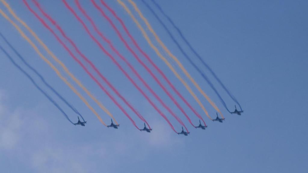 Bombarderos ligeros chinos J-10 durante el desfile.