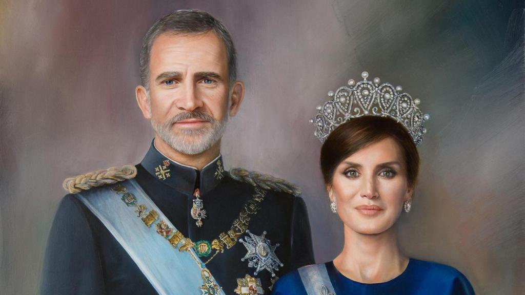 Felipe VI y Letizia, en el retrato terminado por el pintor Alberto Rubio.