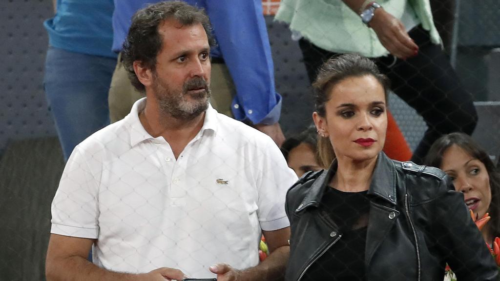 Bernabé Domínguez junto a su mujer, Carme Chaparro, en una imagen de archivo.