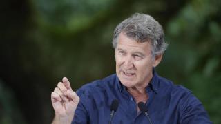 El líder del PP, Alberto Núñez Feijóo, durante el acto de inauguración de la temporada política este domingo en la localidad pontevedresa de Cerdedo-Cotobade.