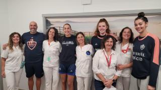 Las jugadoras del BAXI Ferrol pasan las primeras pruebas médicas en el hospital Ribera Juan Cardona