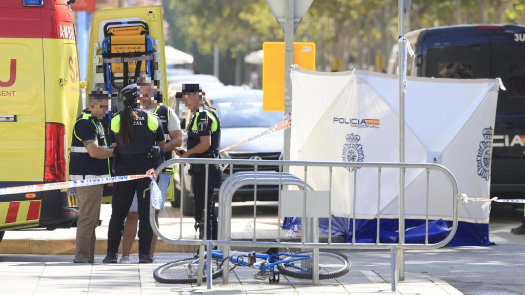 Muere un hombre asesinado a tiros en una plaza de Xirivella. EFE/ Kai Forsterling