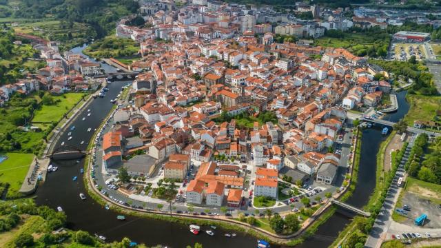 Vista antigua del casco antiguo de Betanzos.