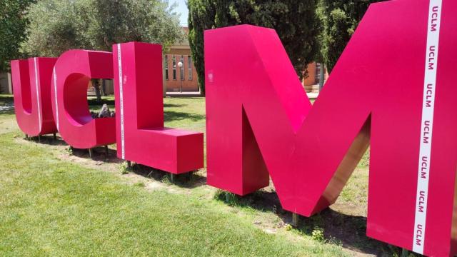 UCLM.