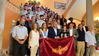 José Luis Sanz junto a los clubes de baloncesto sevillano