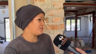 Sara (36), sin rodeos sobre su sueldo en la construcción: Trabajo solo 8 horas y gano el triple que siendo interna