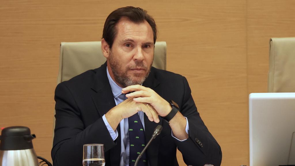 El ministro de Transportes y Movilidad Sostenible, Óscar Puente, en el Congreso de los Diputados